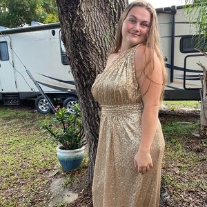 Revelry Starla Sequin Dress Champagne Gold Sz 20 Bridesmaid Mother of the Bride
